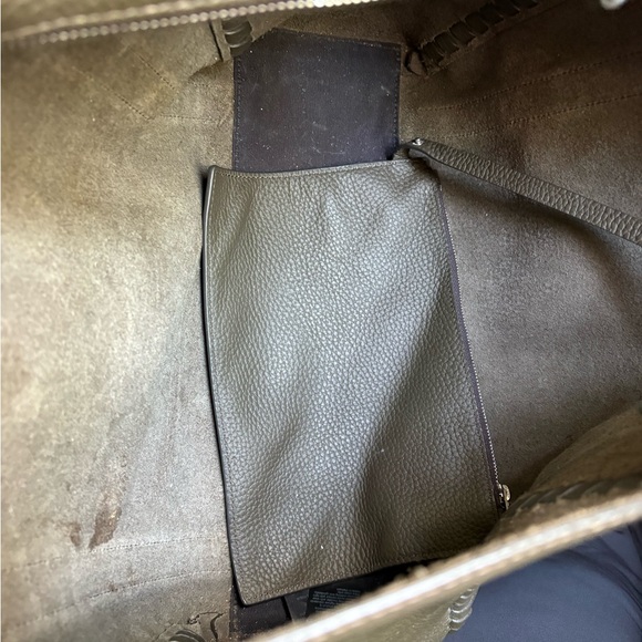 AllSaints Ray East West Pebbled Leather Tote Bag and Leather Pouch - Picture 9 of 10